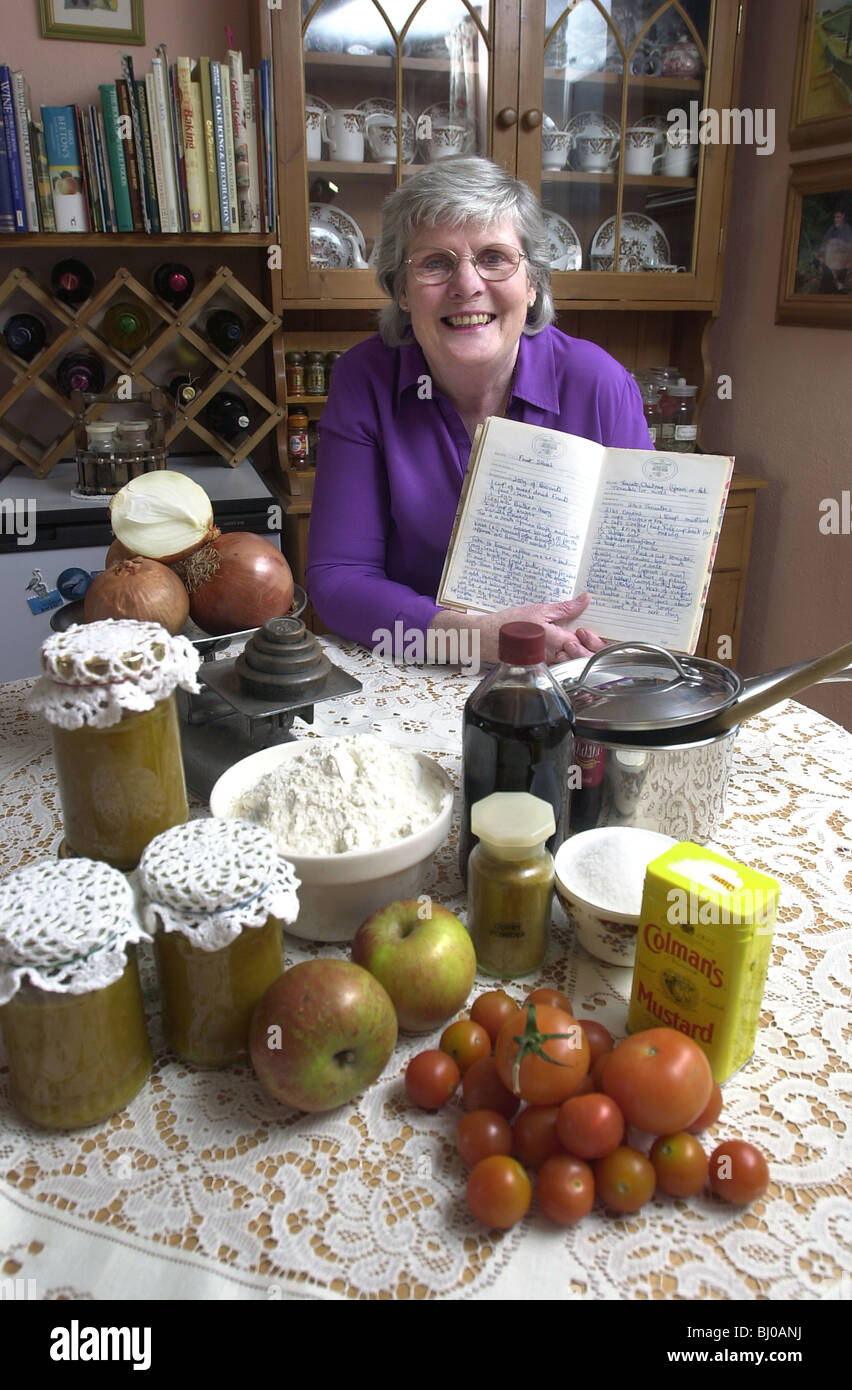 Old lady with her recipe for home made chutney UK 26/1/2005 Stock Photo