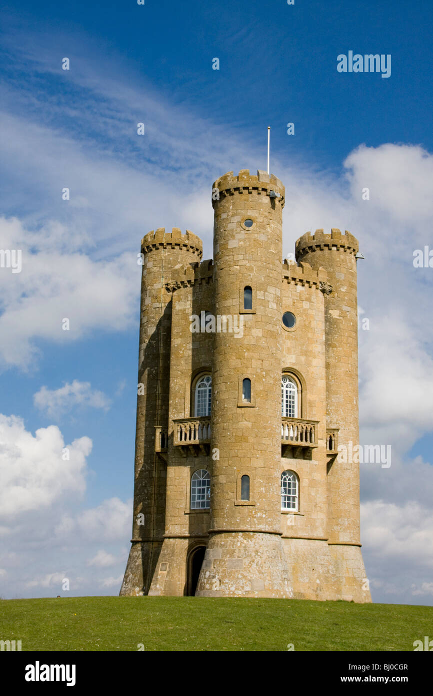 Broadway Tower Gloucestershire Hi Res Stock Photography And Images Alamy