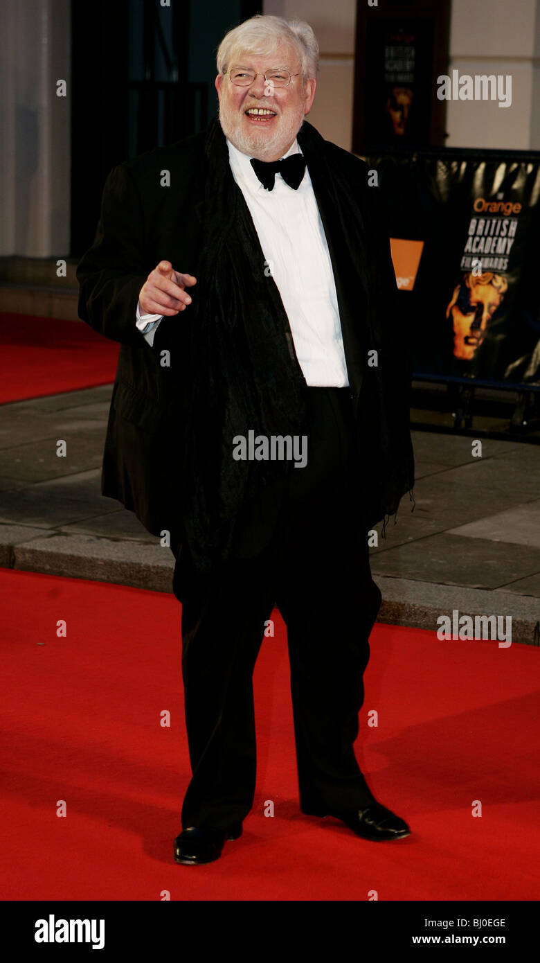 Richard griffiths hi-res stock photography and images - Alamy