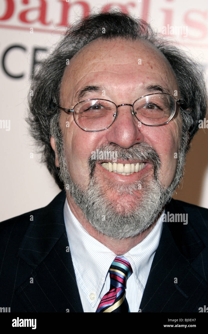 JAMES L. BROOKS FILM DIRECTOR WESTWOOD LOS ANGELES USA 09/12/2004 Stock