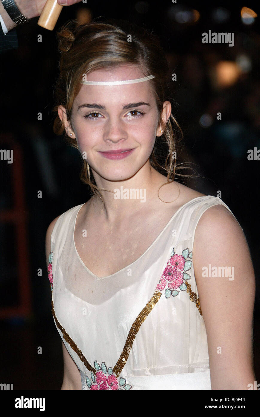 EMMA WATSON ACTRESS THE ODEON  LEICESTER SQUARE  LONDON  ENGLAND 06/11/2005 Stock Photo
