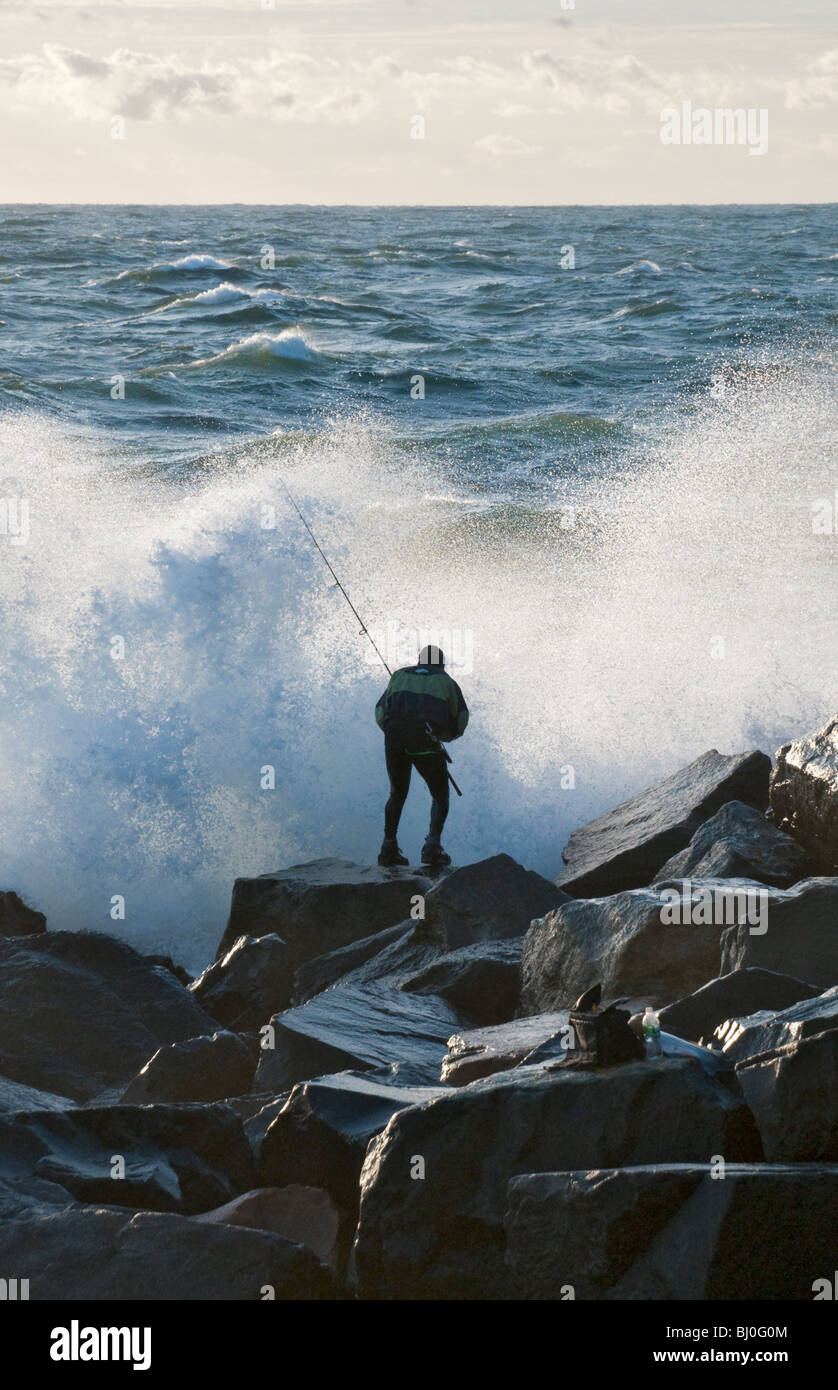 Surf casting hi-res stock photography and images - Alamy