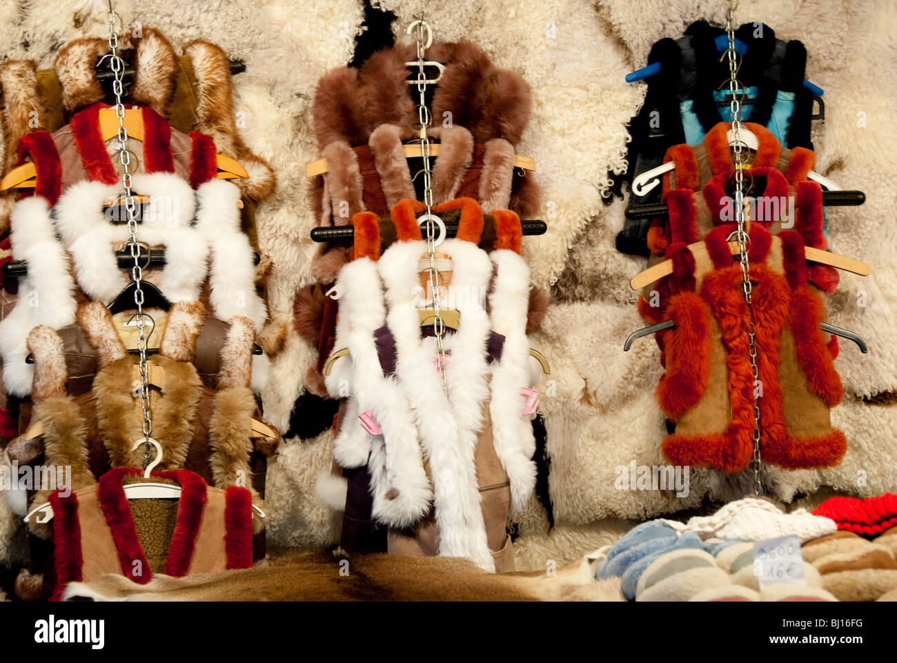 Furs shop hi-res stock photography and images - Alamy