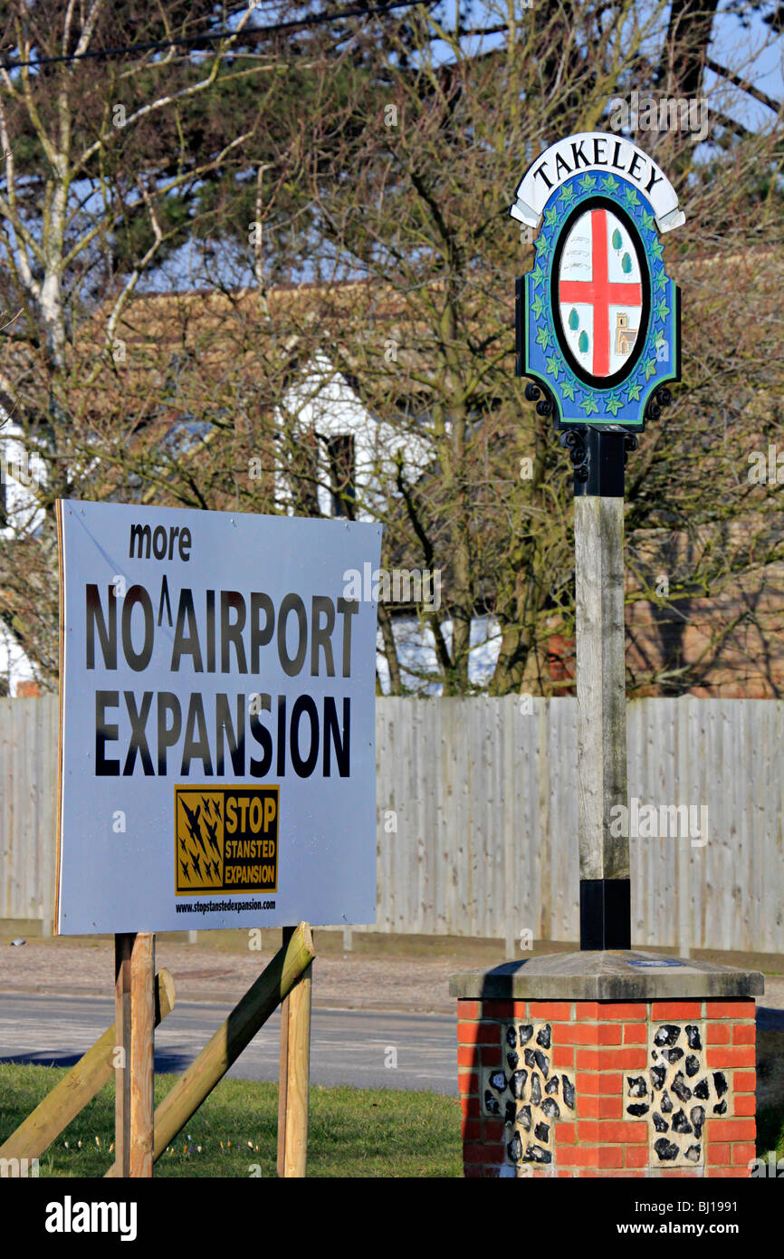 protest sign no stansted airport expansion village takeley england uk gb Stock Photo