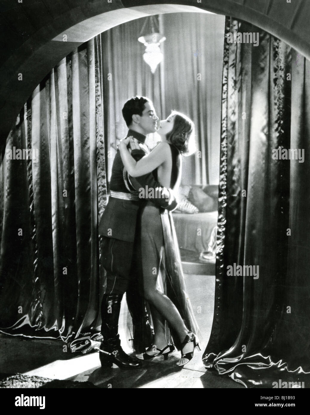 MATA HARI - 1931 MGM film with Greta Garbo Stock Photo - Alamy