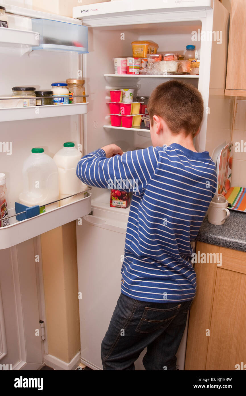 Fridge raid hires stock photography and images Alamy