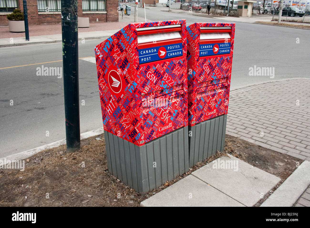 Canada post mailbox hires stock photography and images Alamy