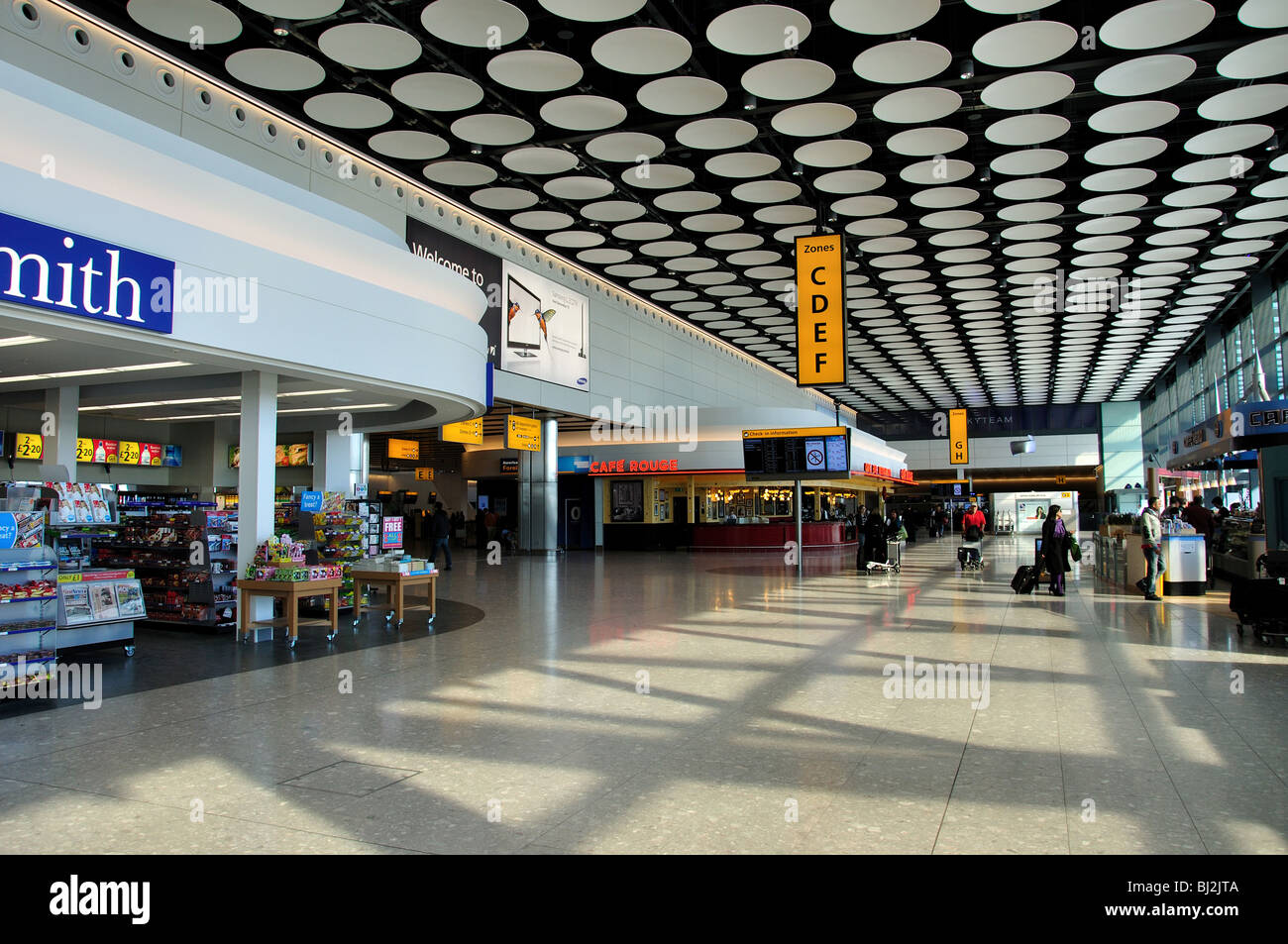Heathrow terminal 4 hires stock photography and images Alamy