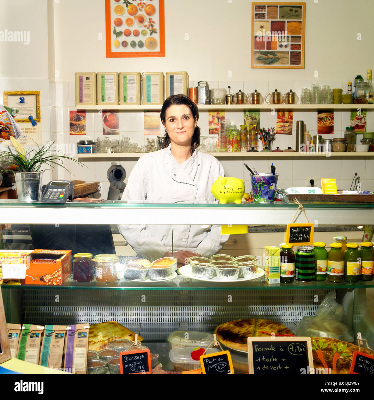 Woman chef hi-res stock photography and images - Alamy