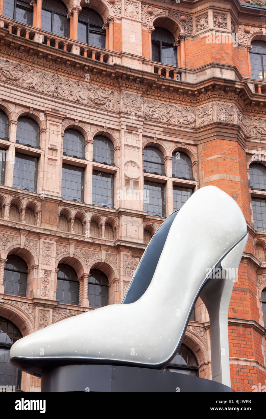Shoe palace hi res stock photography and images Alamy