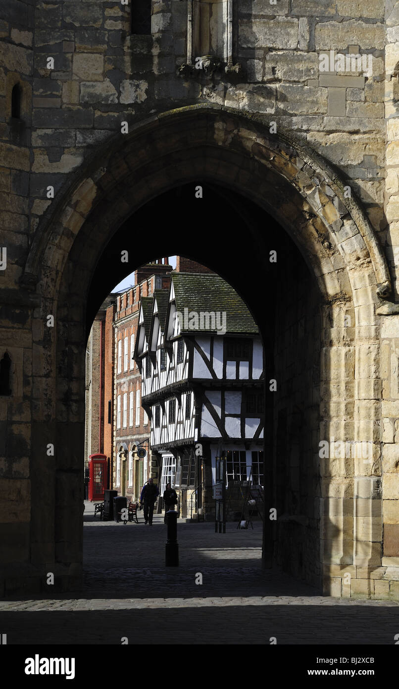 Lincoln Cathedral Quarter exchequergate Stock Photo Alamy