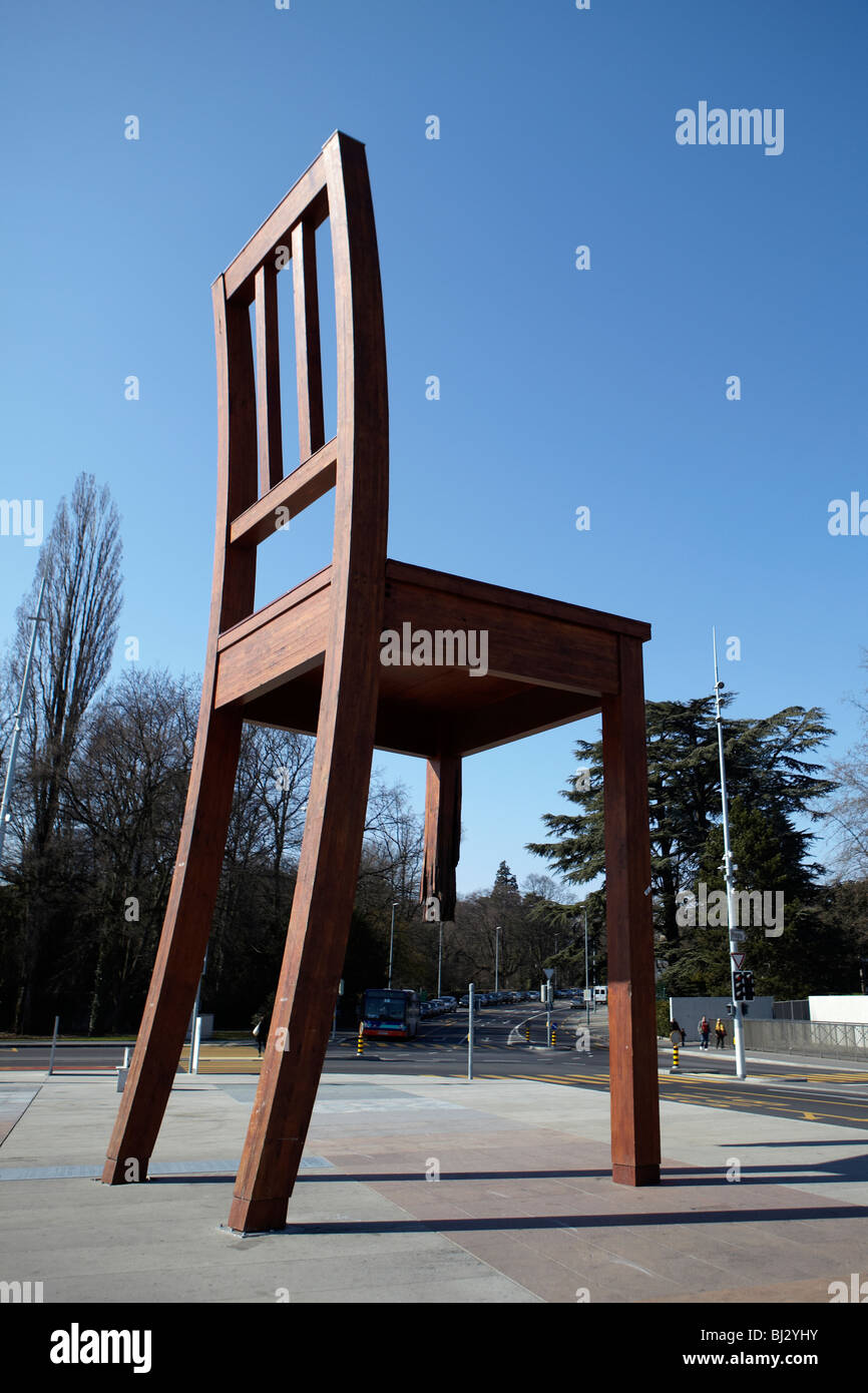 Switzerland geneva giant chair broken hires stock photography and