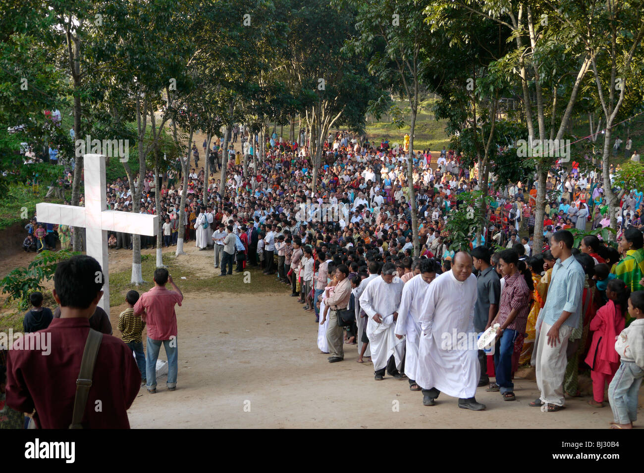 BANGLADESH Fatima Rani Pilgrimage at Baromari Mission on the Indian ...