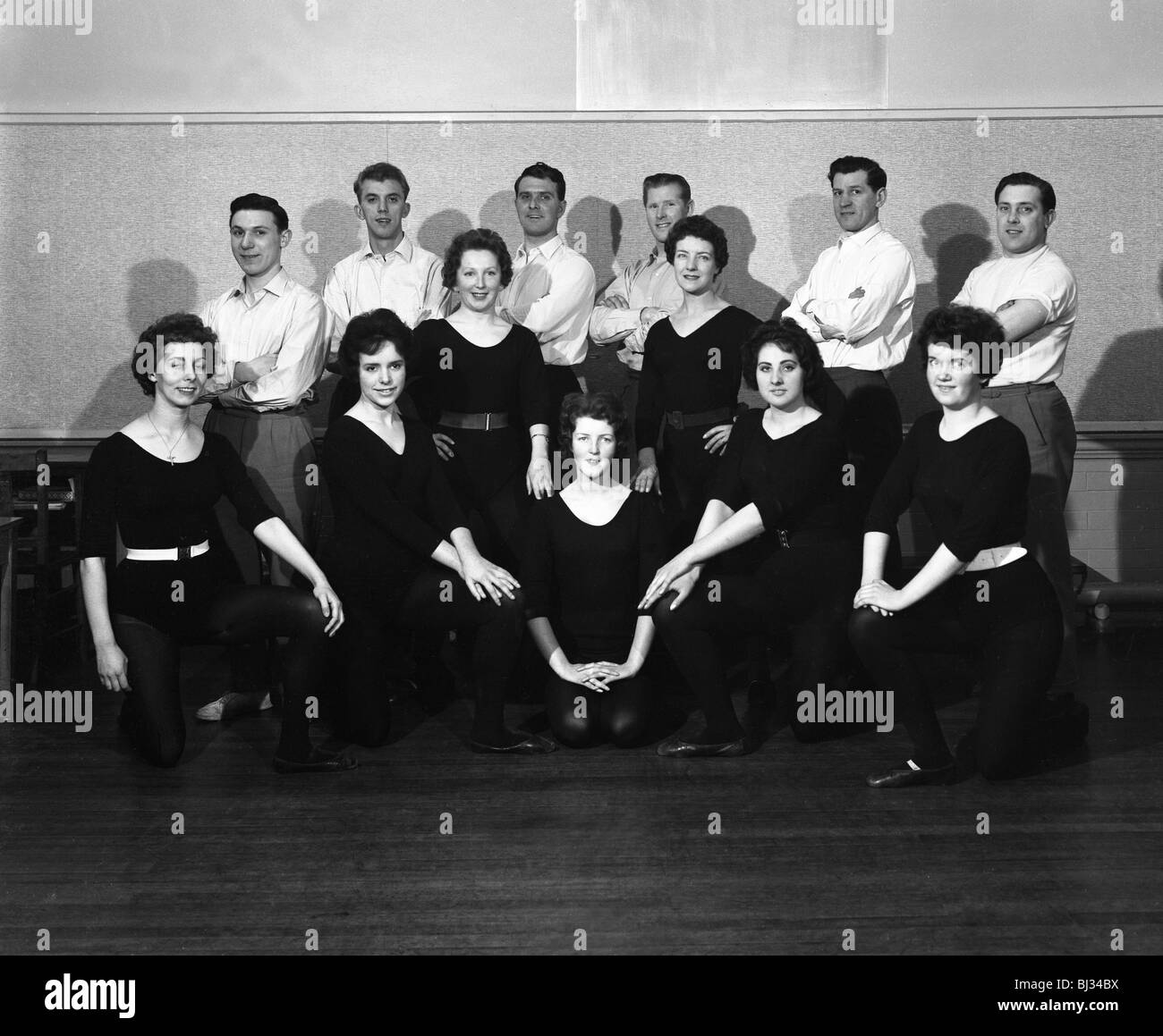 Wombwell Operatic Society group photograph, South Yorkshire, 1961 