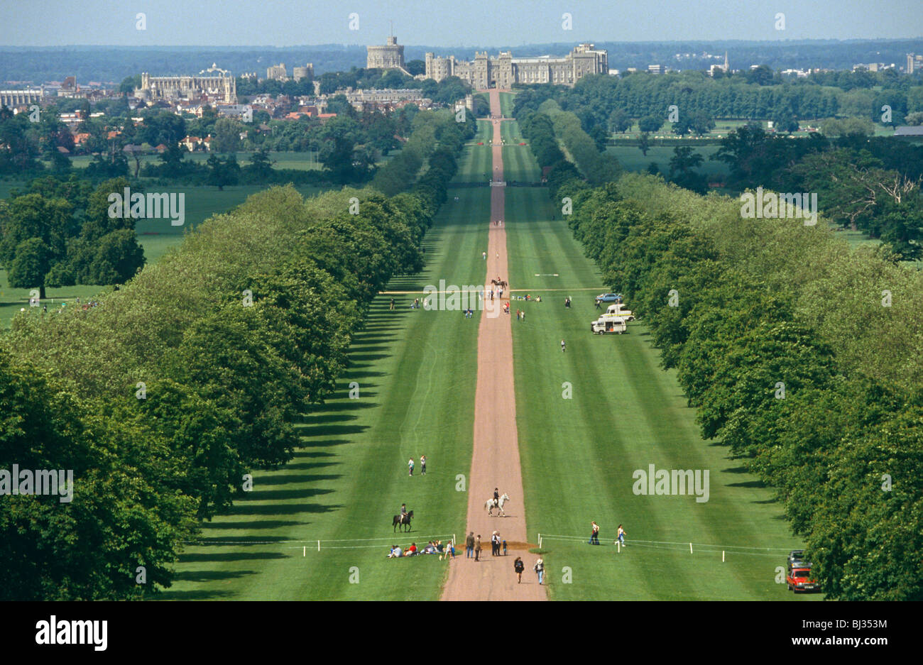 The 3-mile straight road into the distance towards Windsor Castle in the summer sunshine during the equestrian 3-Day Event Stock Photo