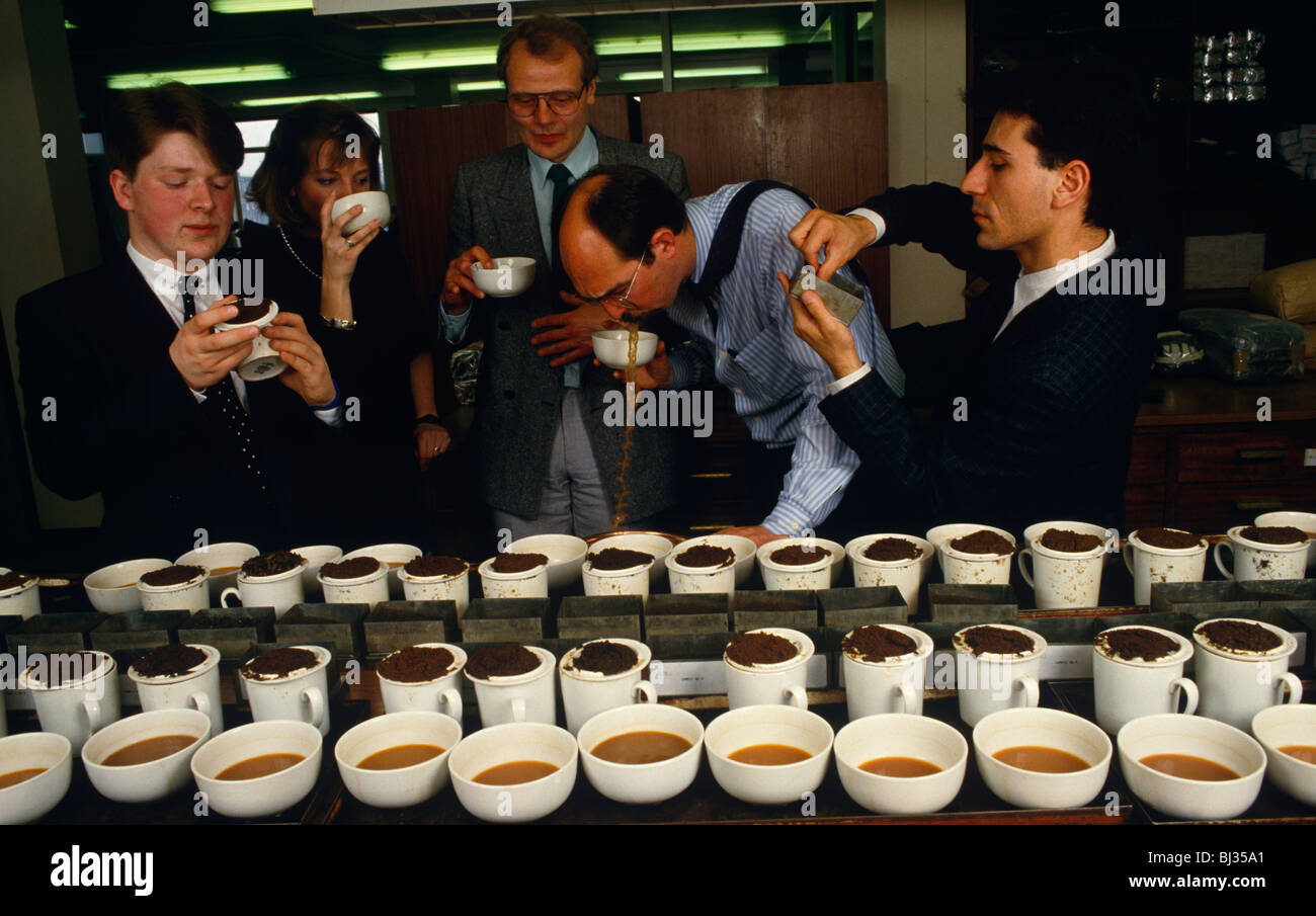 PG Tips té suelto hecha por Unilever Fotografía de stock - Alamy
