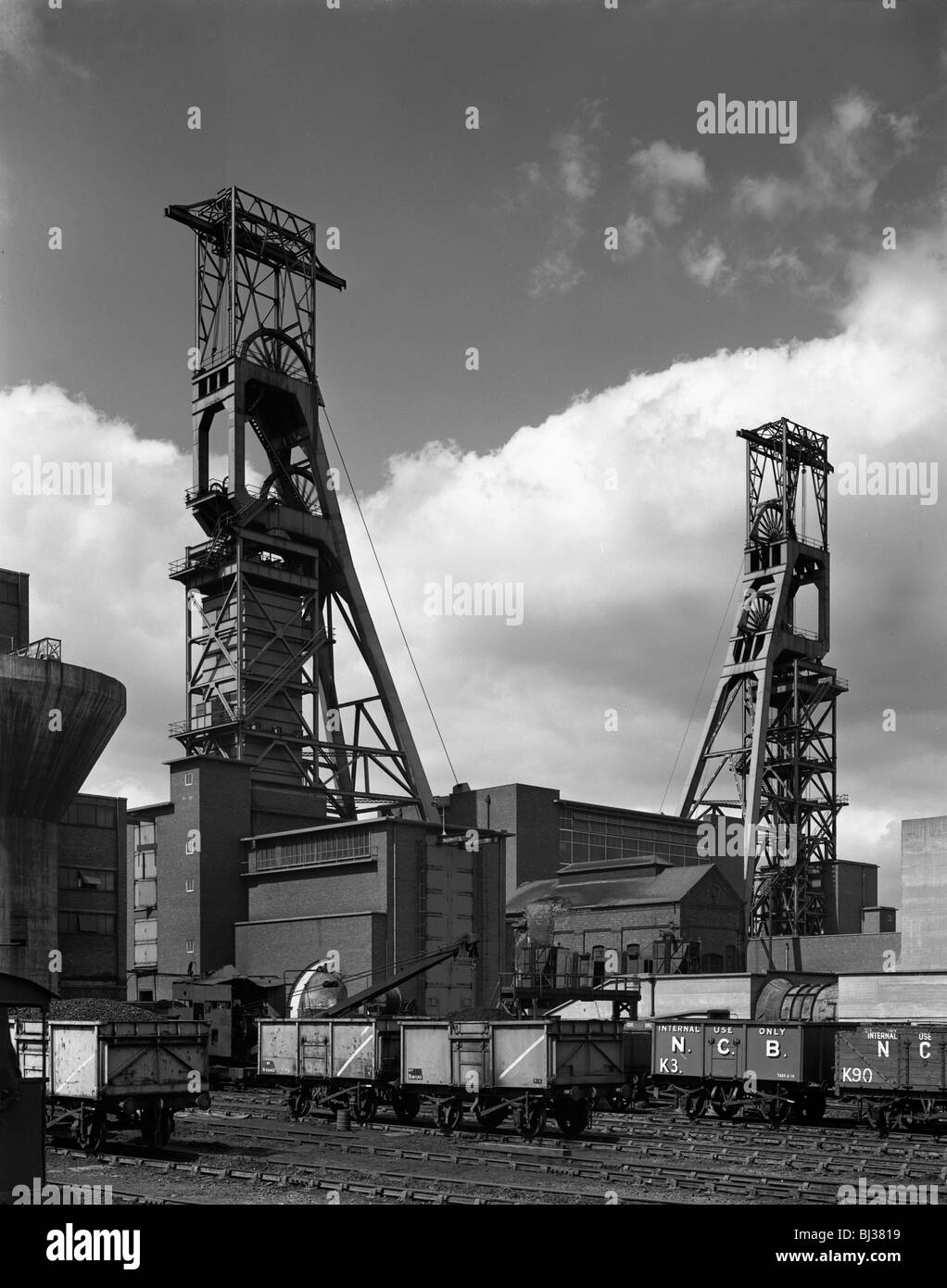 The headgear at Clipstone Colliery, Nottinghamshire, 1963.  Artist: Michael Walters Stock Photo