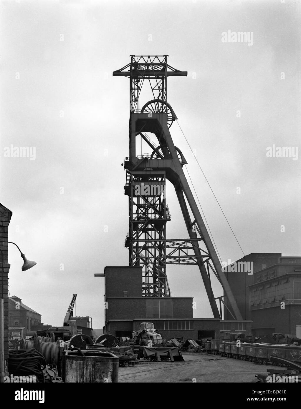 The headgear at Clipstone Colliery, Nottinghamshire, 1963.  Artist: Michael Walters Stock Photo