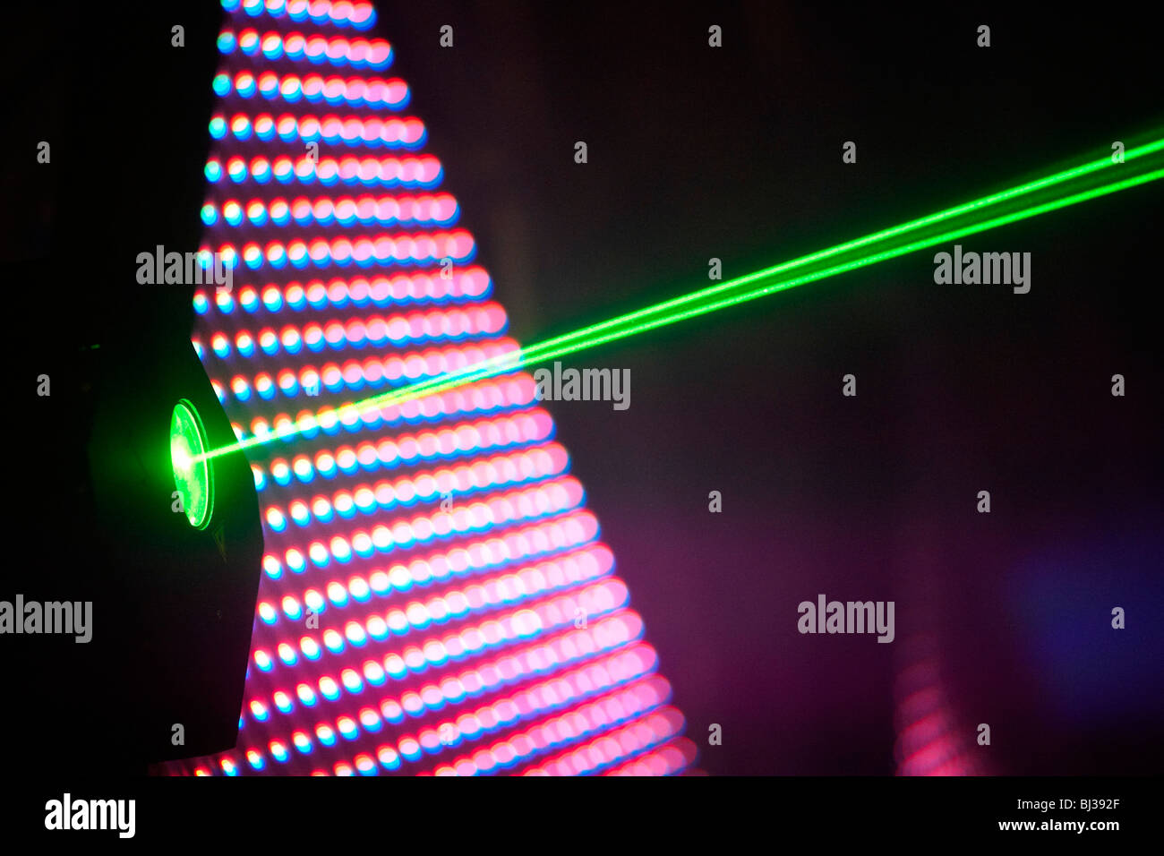 Laser beam hires stock photography and images Alamy