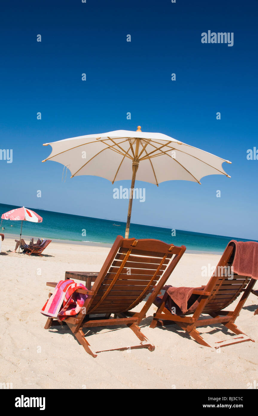 Deck chair and parasol, Long Beach or Phra Ae Beach, Ko Lanta or Koh Lanta island, Krabi, Thailand, Asia Stock Photo