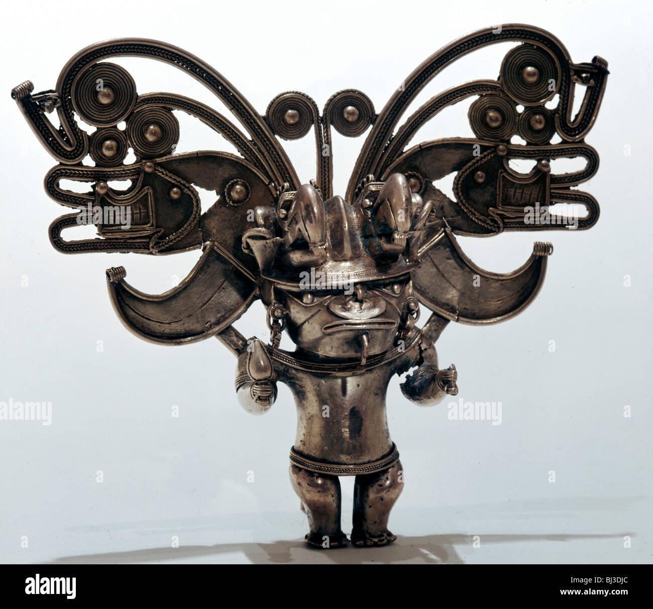 Gold and copper alloy tumbaga hires stock photography and images Alamy