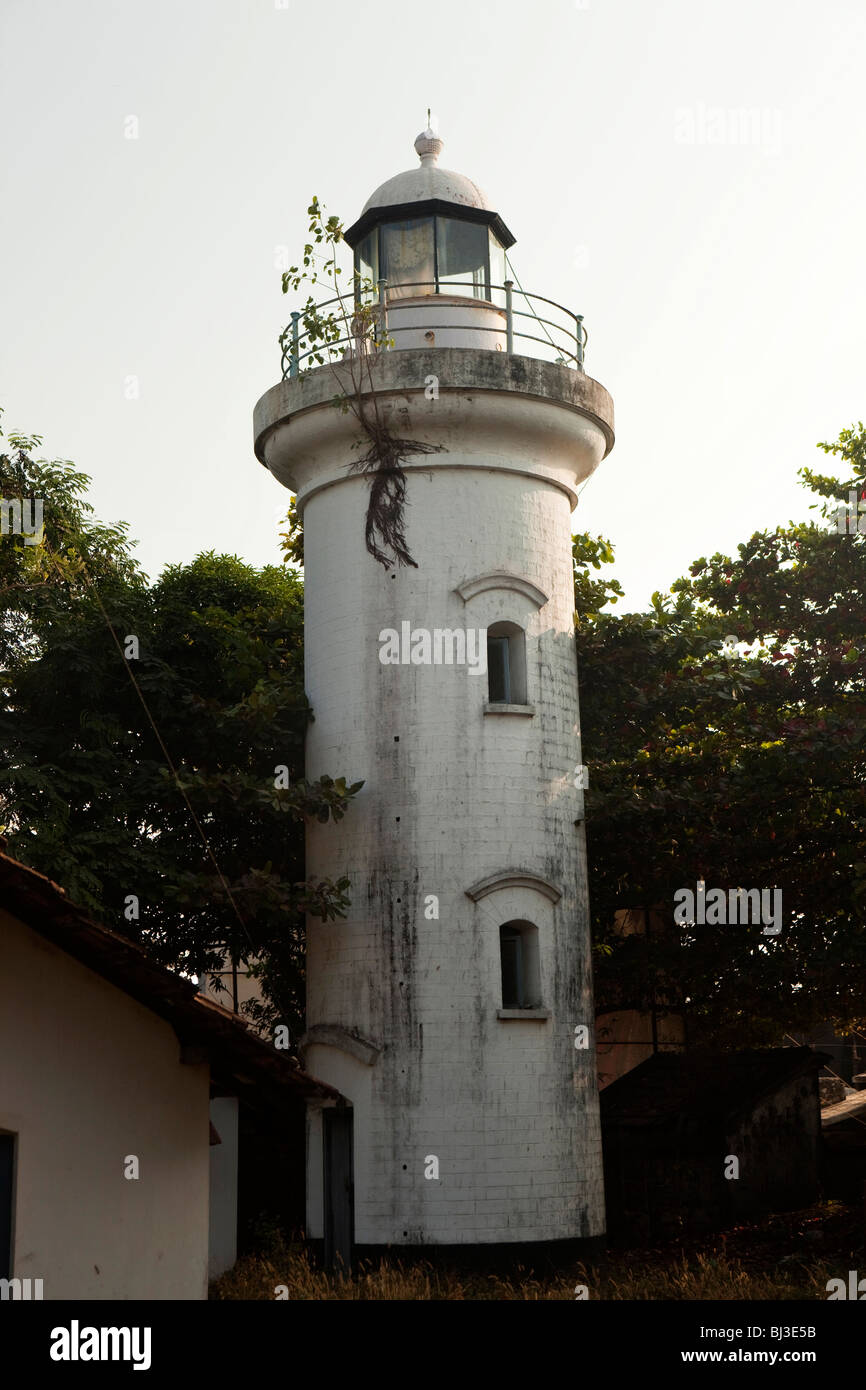 India, Kerala, Calicut, Kozhikode beach, disused British colonial era lighthouse Stock Photo