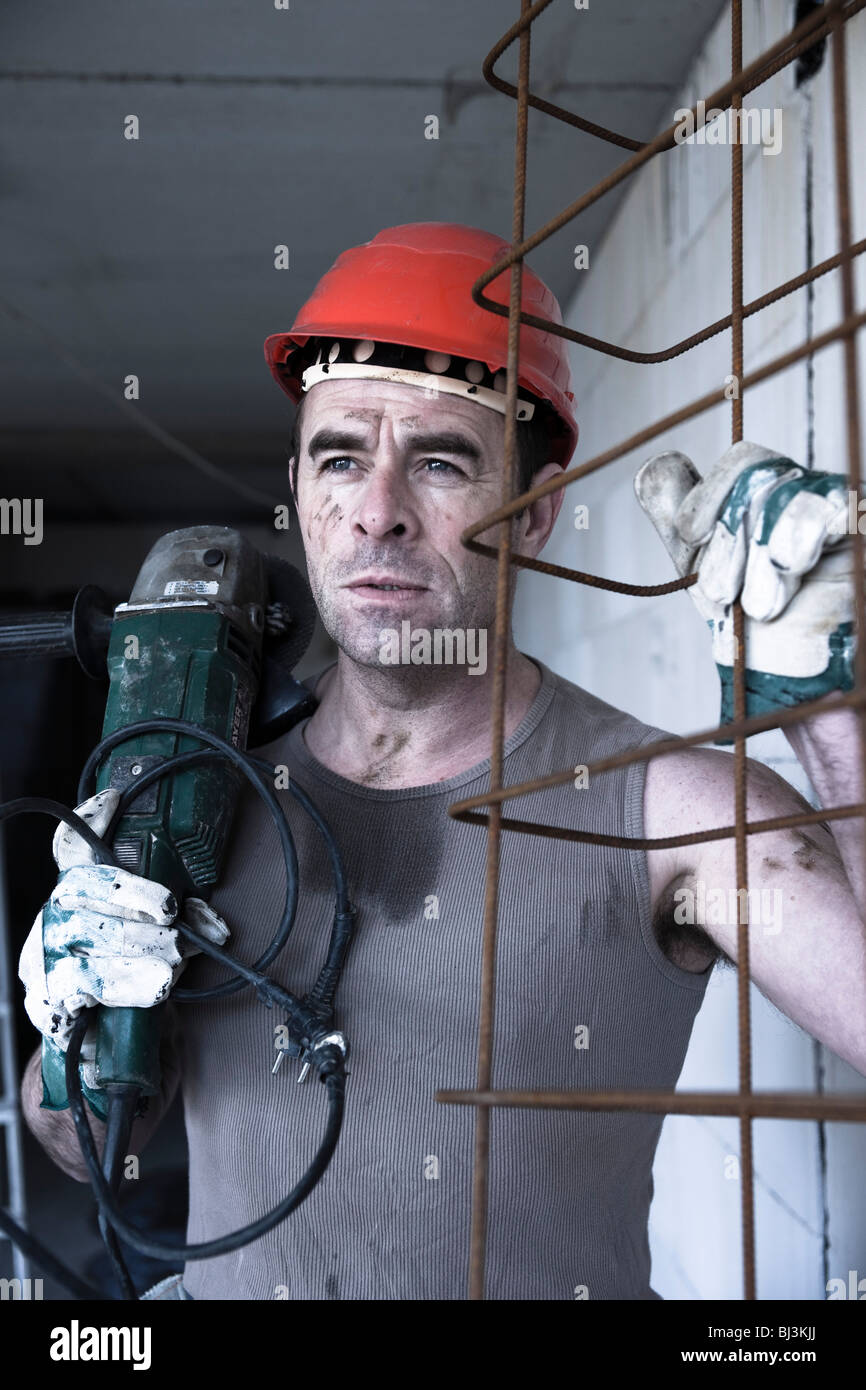 Men hard hats hardhats working workers construction hi-res stock  photography and images - Page 4 - Alamy