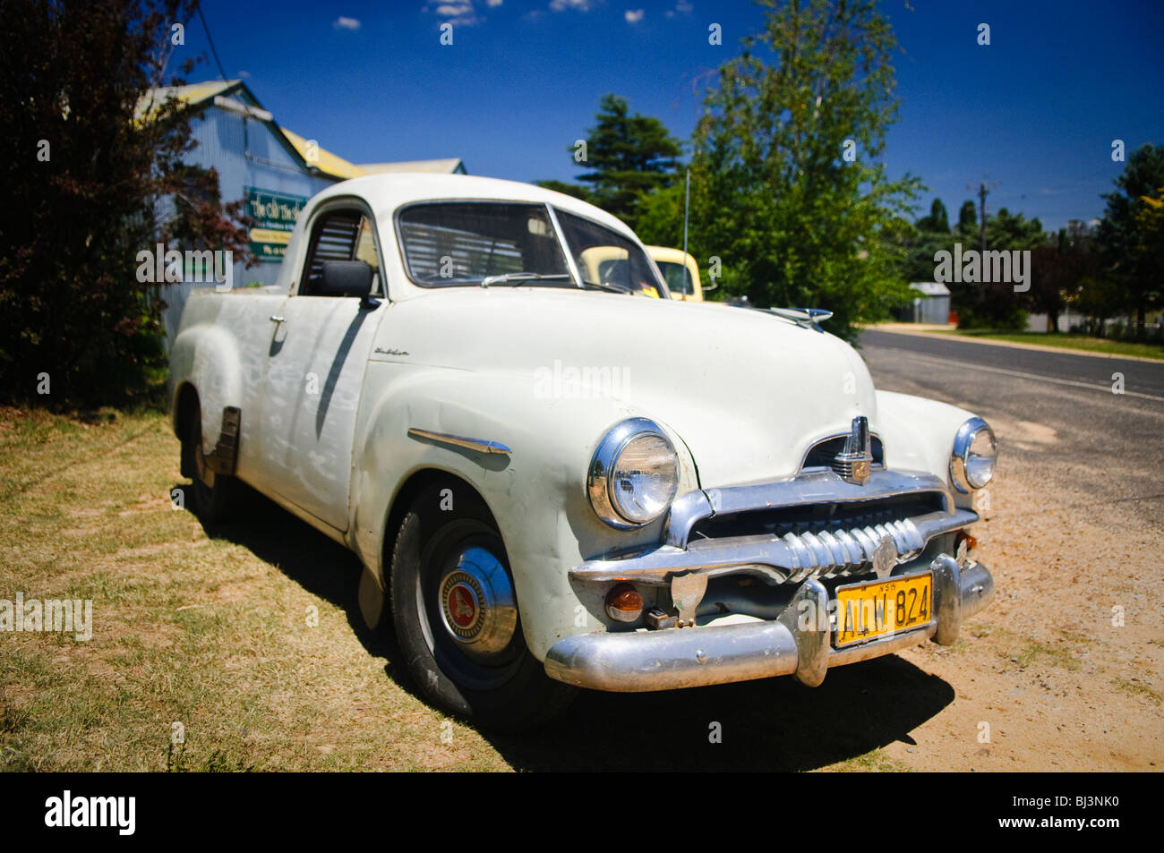 Vintage Australian cars, including a classic Holden Ute, at Dalgety in outback New South Wales Stock Photo