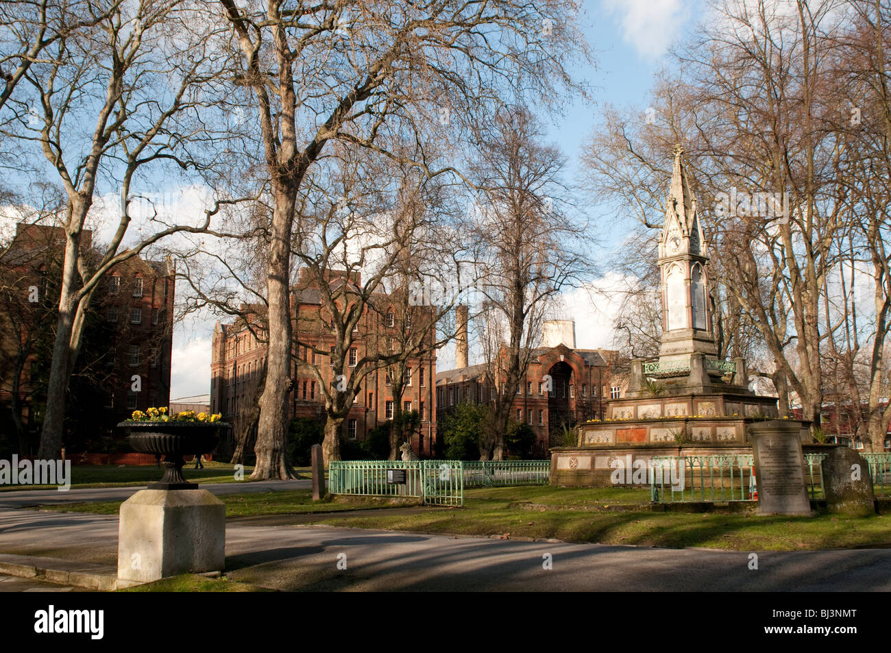 The BurdettCoutts Memorial Sundial, St Pancras Gardens, London Borough