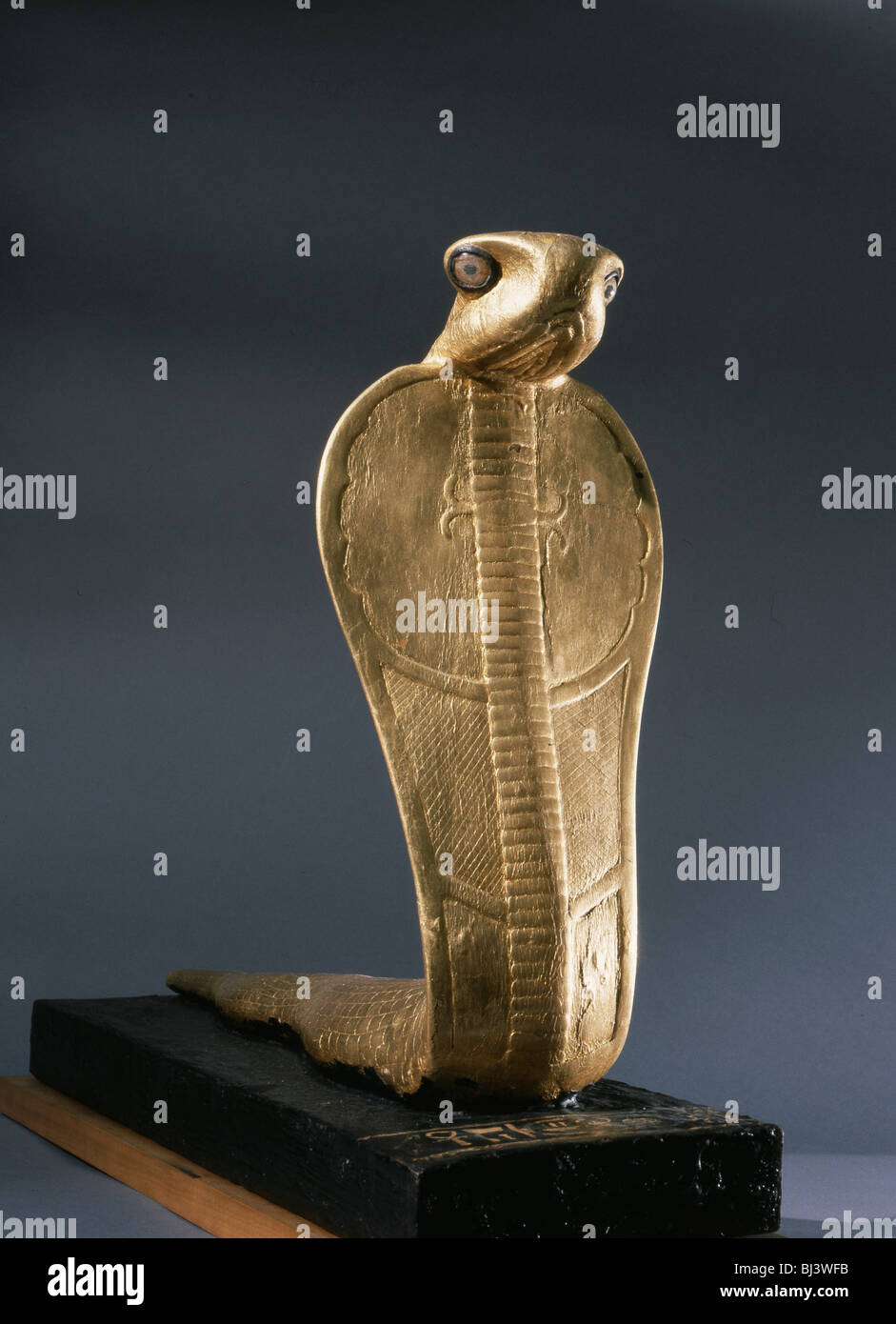 Egyptian art ankh hi-res stock photography and images - Alamy