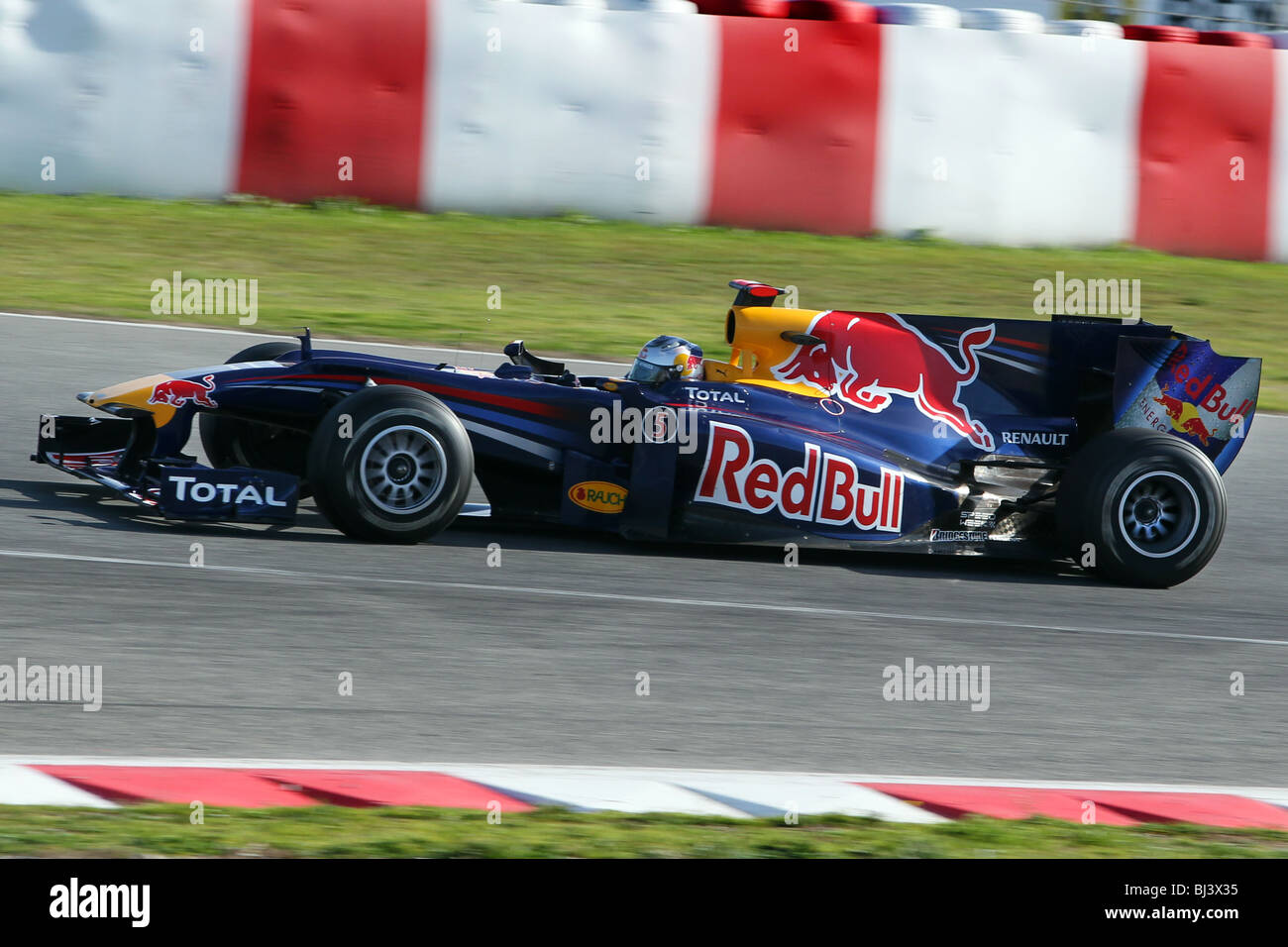 sebastian-vettel-red-bull-racing-hi-res-stock-photography-and-images