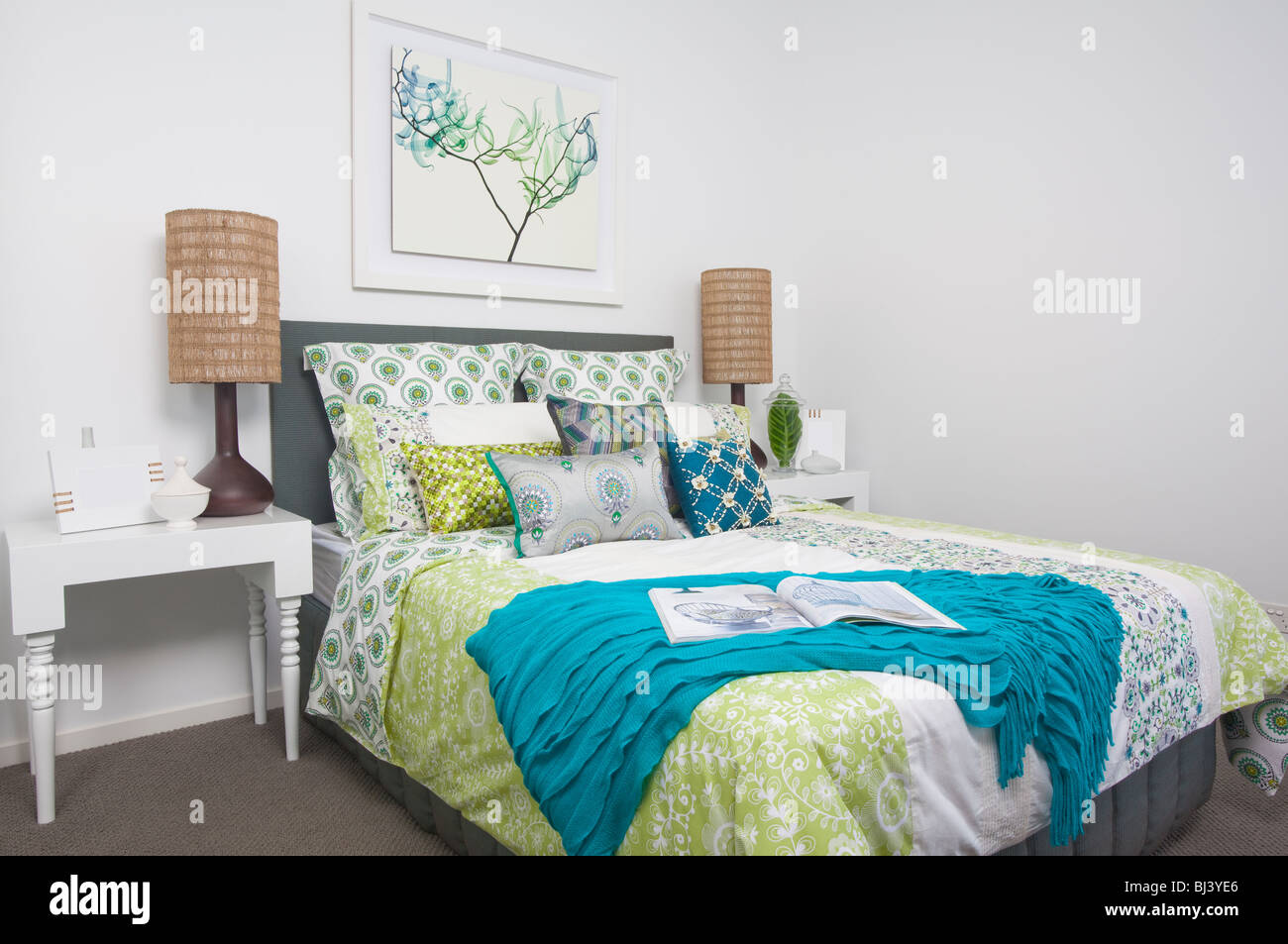 guest bedroom in modern townhouse Stock Photo