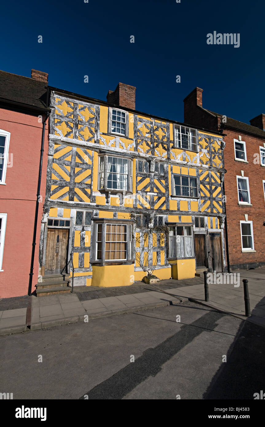 a yellow tudor timbered house in ludlow shropshire Stock Photo Alamy