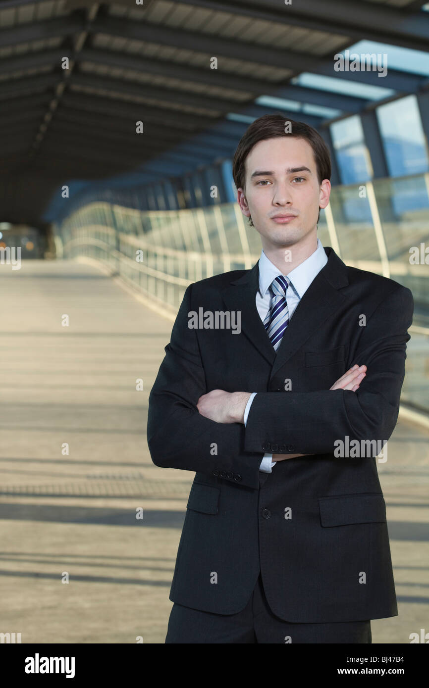 young businessman waiting Stock Photo - Alamy