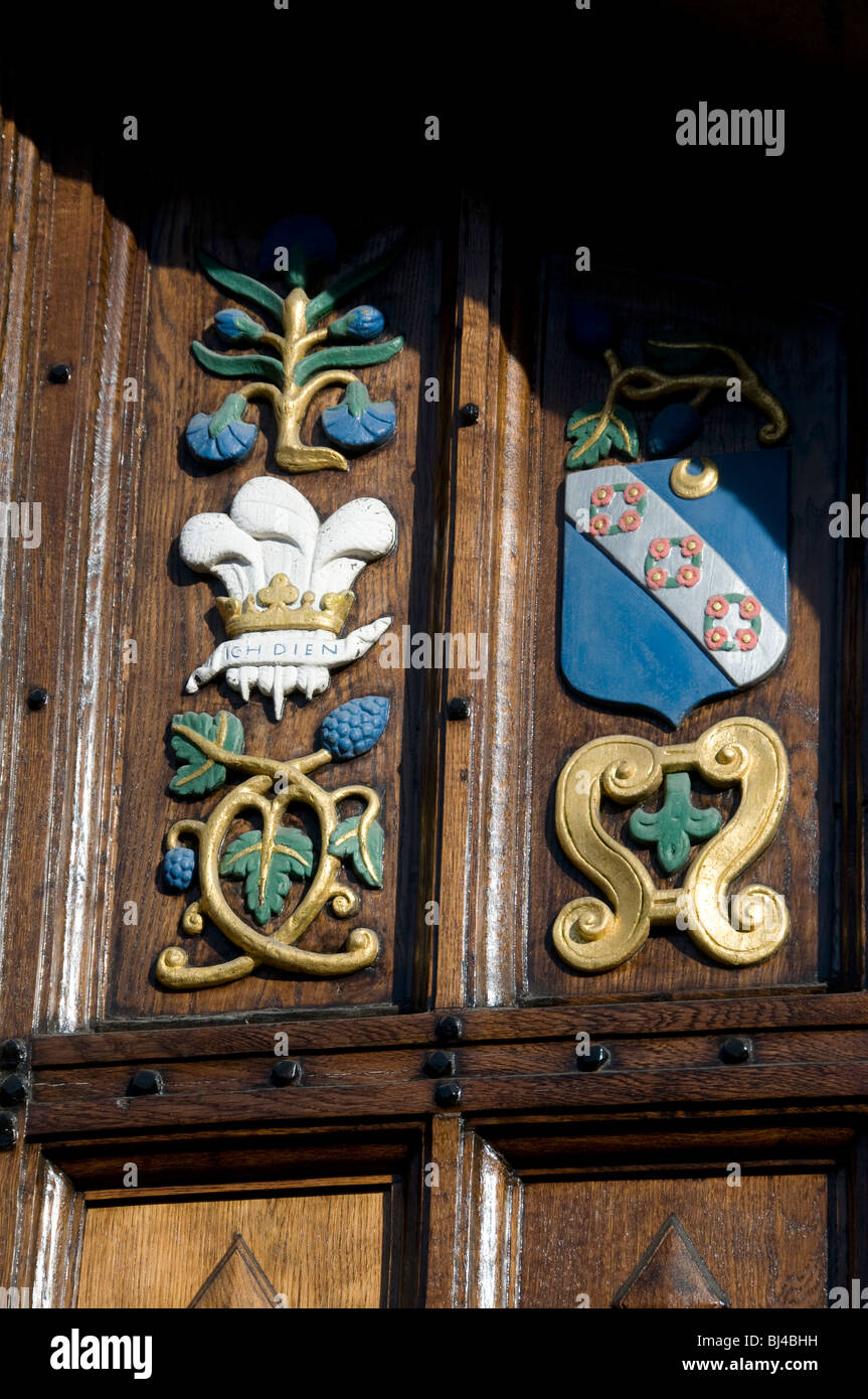 COAT OF ARMS AT MAGDALEN COLLEGE, OXFORD UNIVERSITY UK Stock Photo