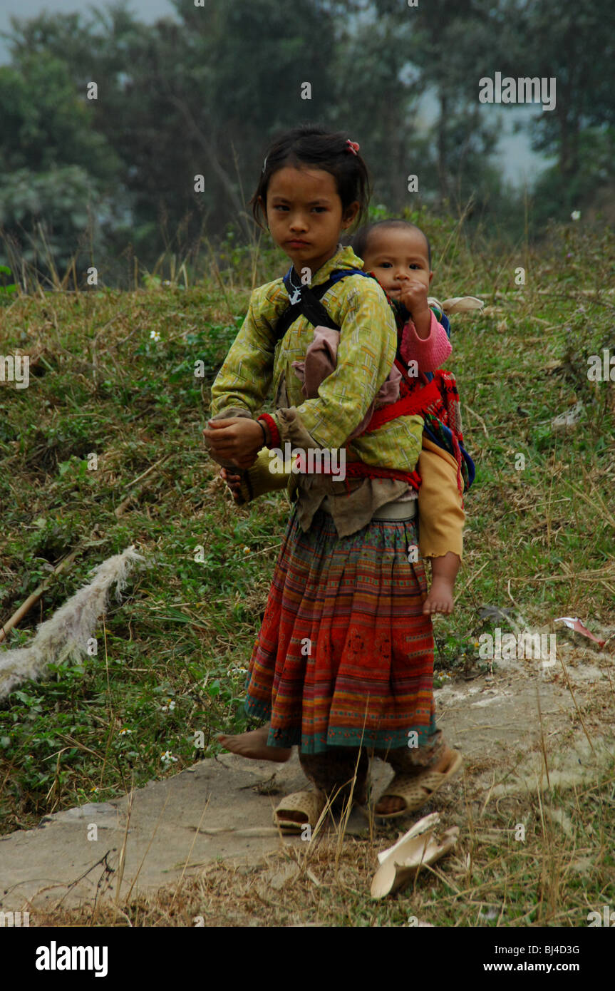 Carrying hilltribe hi-res stock photography and images - Alamy