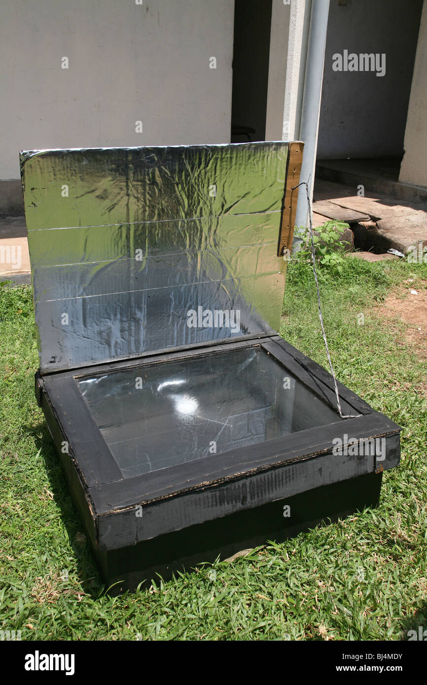 Solar Oven Made From Cardboard Tin Foil And Perspex Stock Photo Alamy