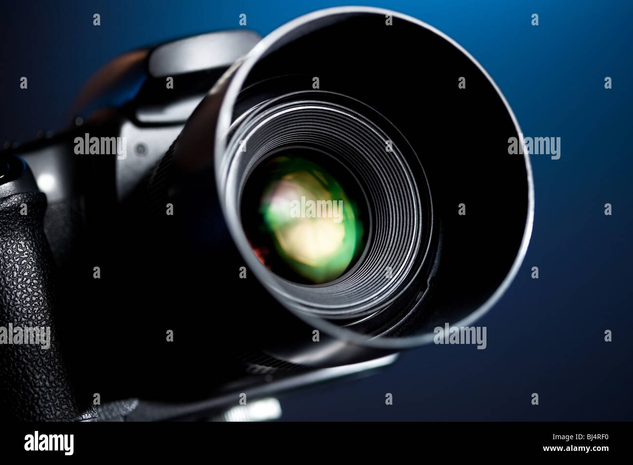 Camera and lens hires stock photography and images Alamy