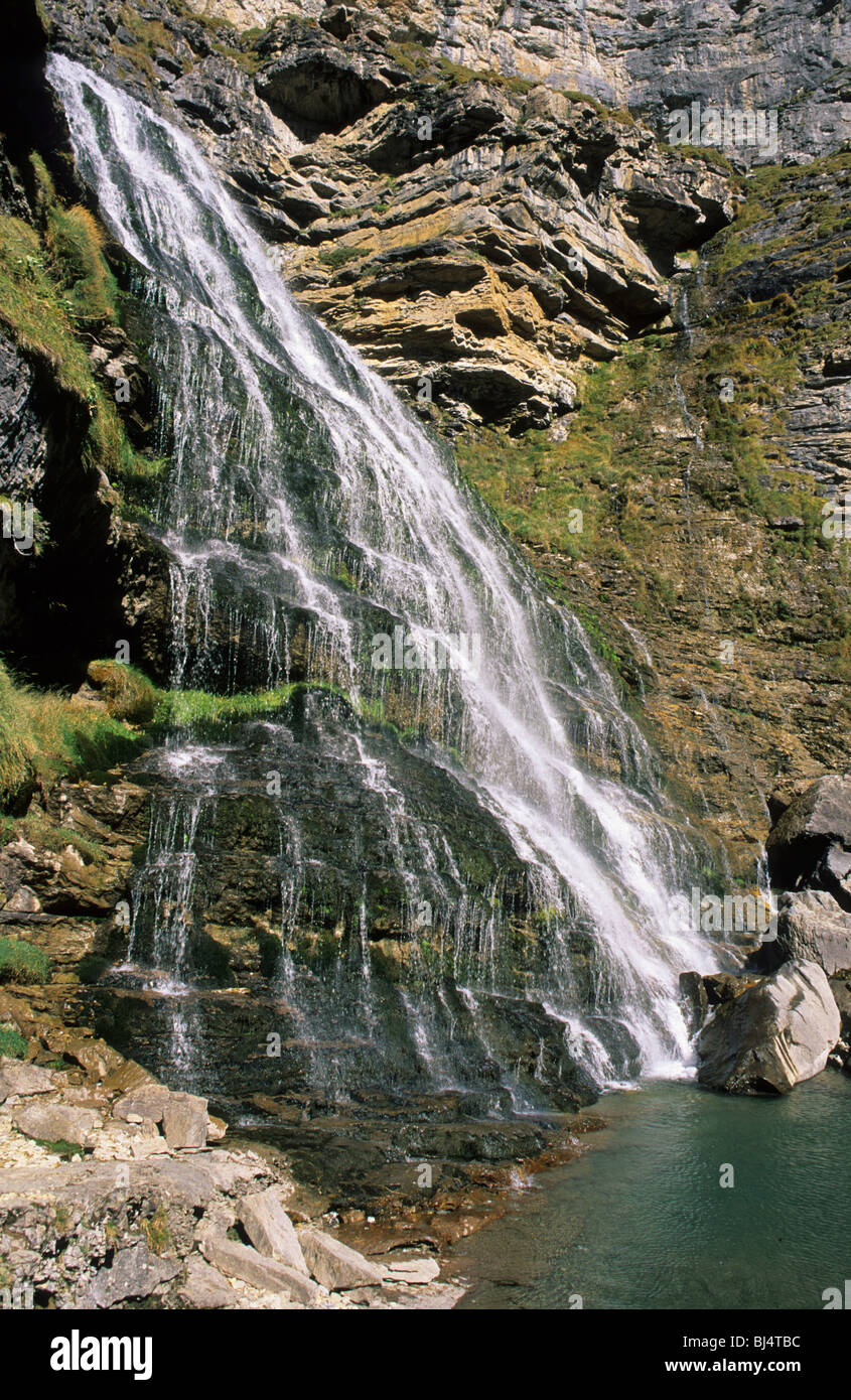 Waterfall in gorge, Cascada Cola de Caballo, Ordesa National Park, Pyrenees, Spain, Europe Stock Photo