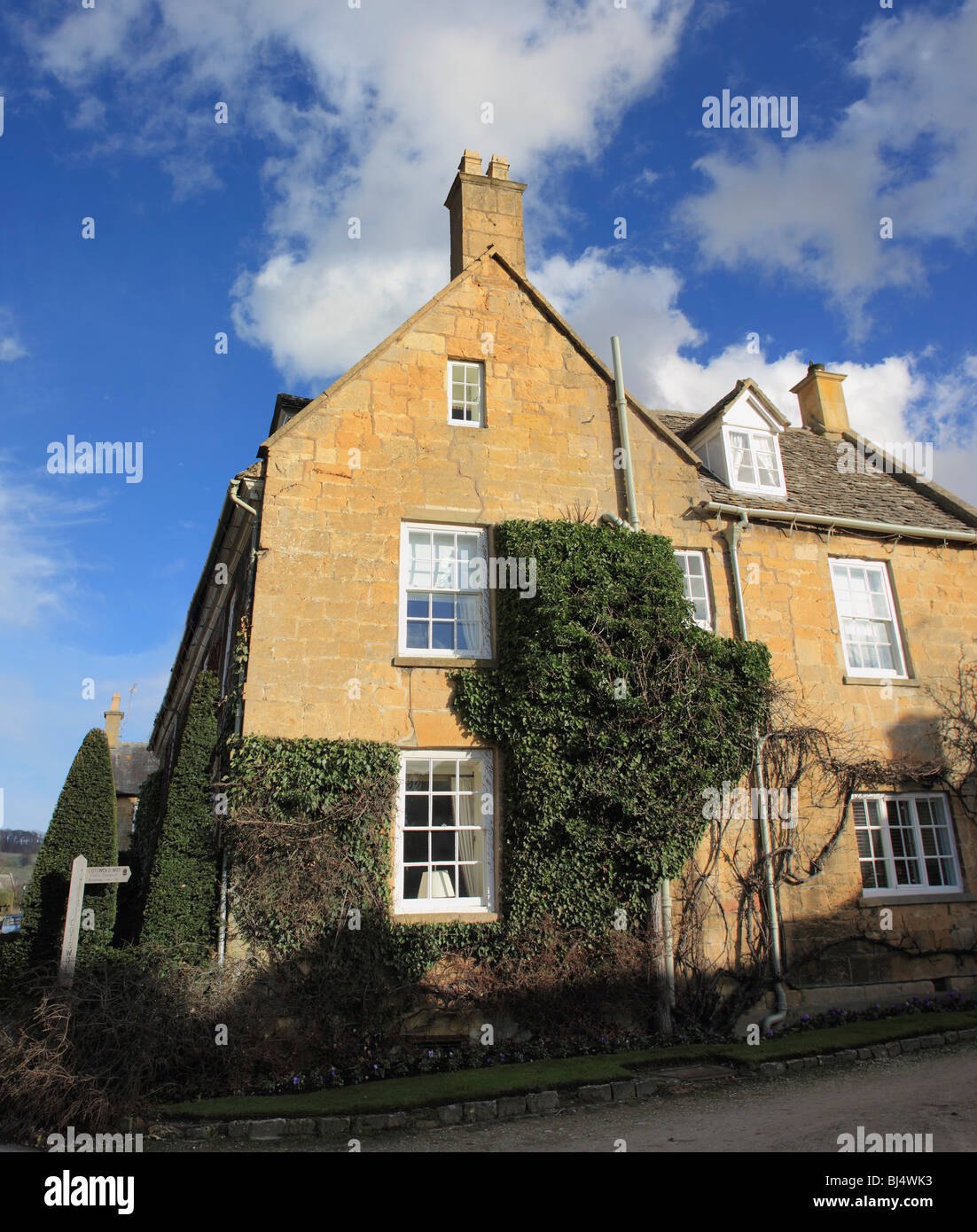 town house high street broadway cotswolds worcestershire uk Stock Photo
