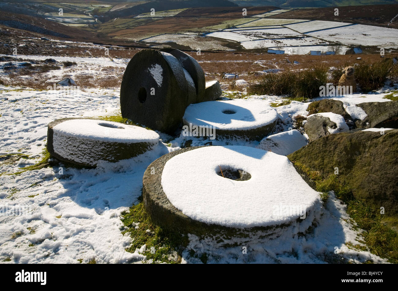 Abandoned millstones below Stanage Edge, Peak District, Derbyshire, UK Stock Photo