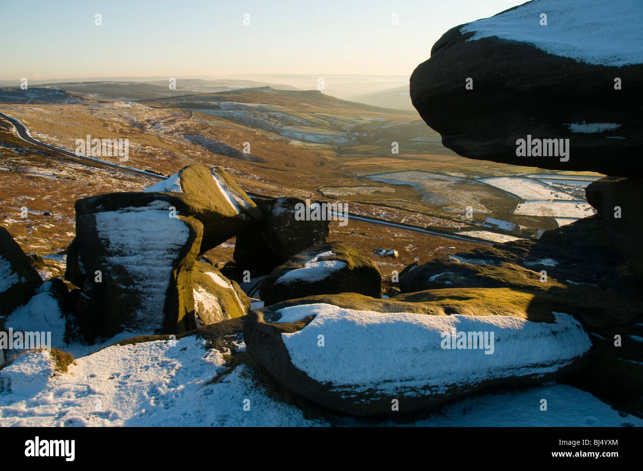 Stanage Edge Rocks Edge rocks hi-res stock photography and images - Alamy