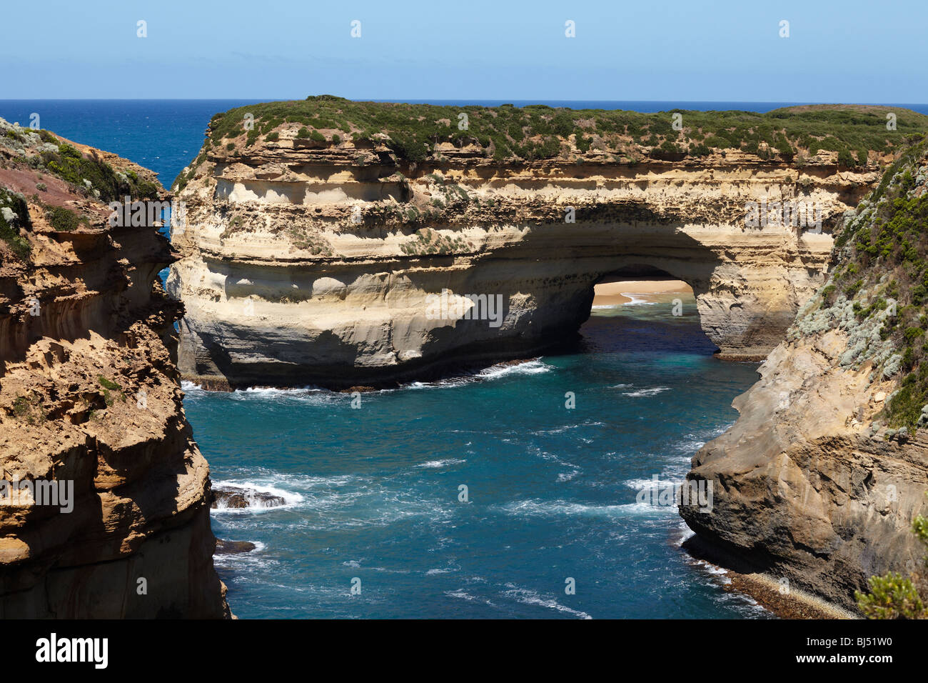 Spectacular coastal scenery at Loch Ard Gorge, Port Campbell National Park, Great Ocean Road, Victoria, Australia Stock Photo
