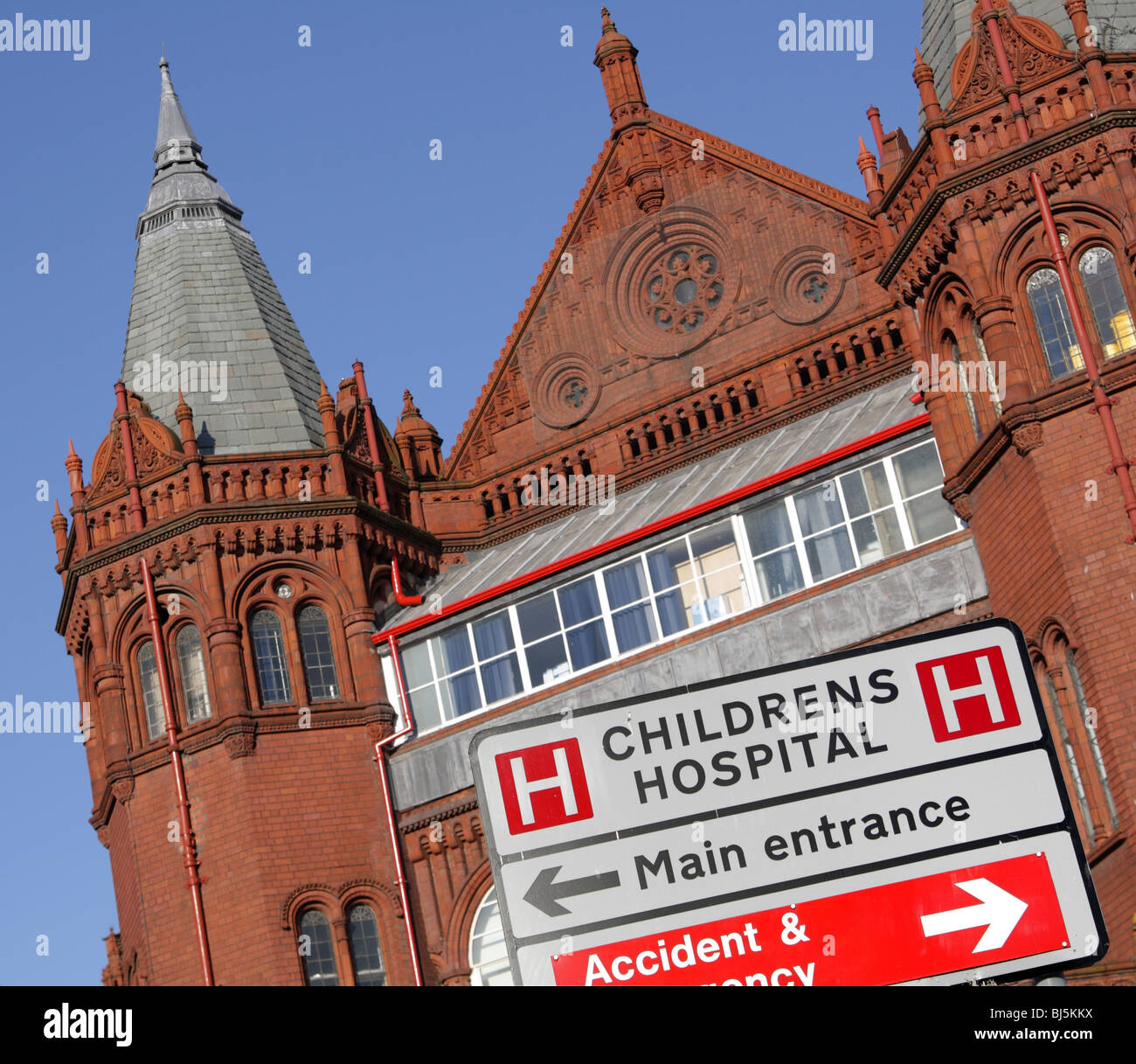 Princess of wales hospital wales hi-res stock photography and images ...