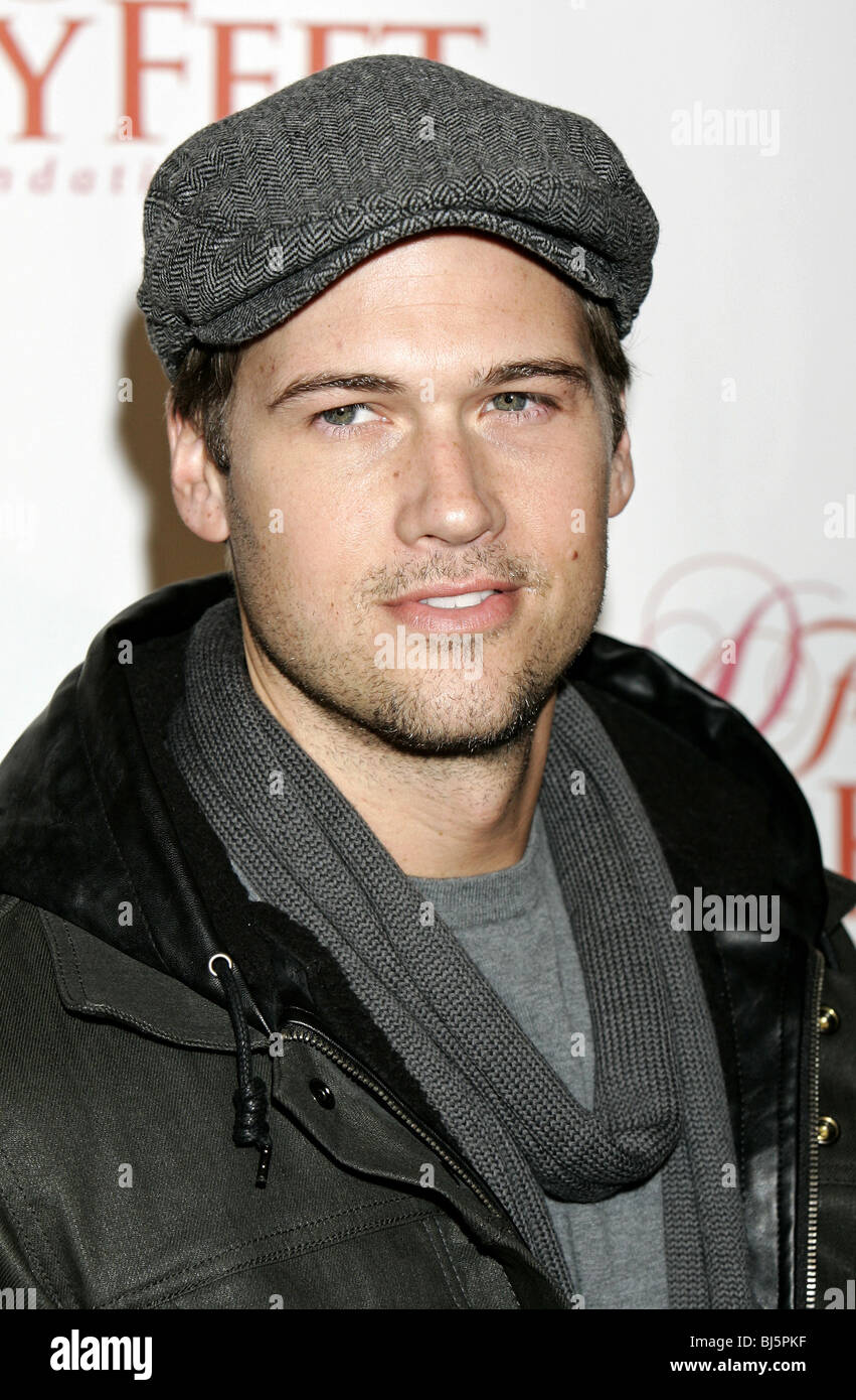 NICK ZANO DIZZY FEET FOUNDATION«S INAUGURAL CELEBRATION OF DANCE FUNDRAISER KODAK THEATRE HOLLYWOOD USA 29 November 2009 Stock Photo