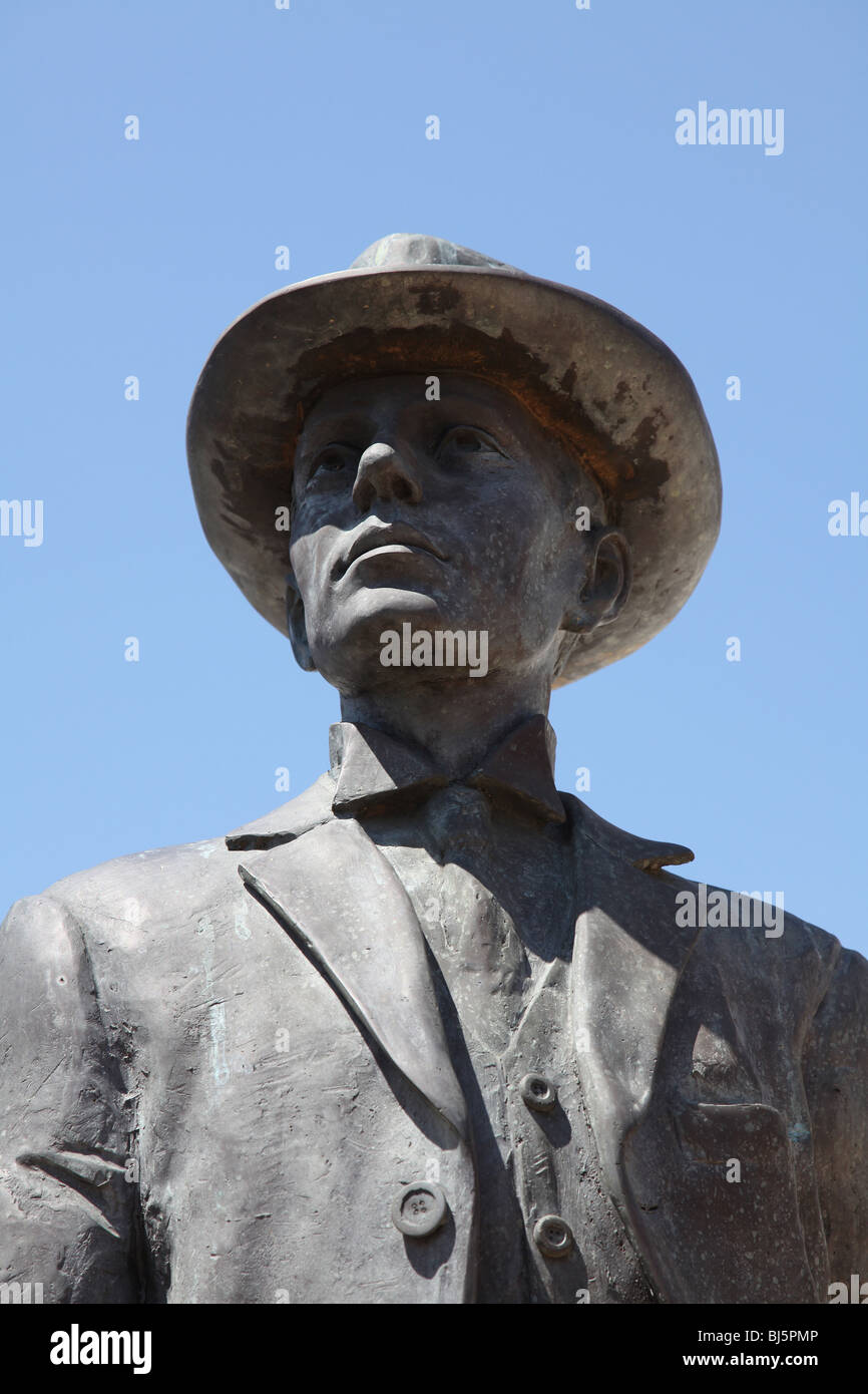 Banjo Paterson statue, Waltzing Matilda Centre Winton Queensland