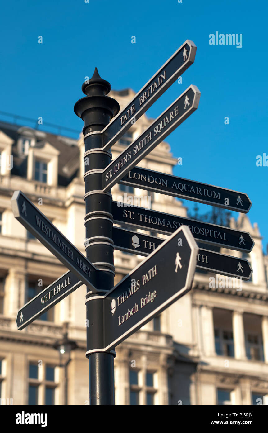 Directions london signpost hi-res stock photography and images - Alamy