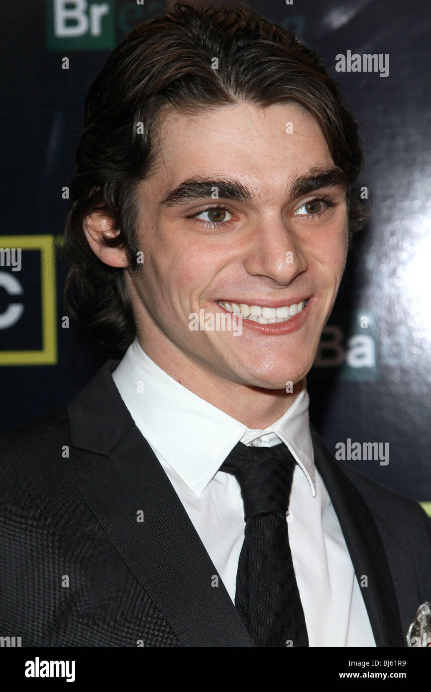 R.J. MITTIE BREAKING BAD SEASON THRESS PREMIERE EVENT HOLLYWOOD LOS ANGELES  CA USA 09 March 2010 Stock Photo - Alamy