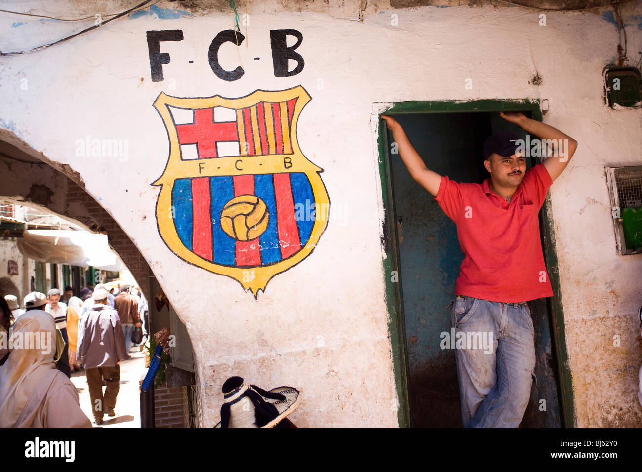 Symbol of FC Barcelona painted on a house wall, Tetouan, Marocco Stock Photo