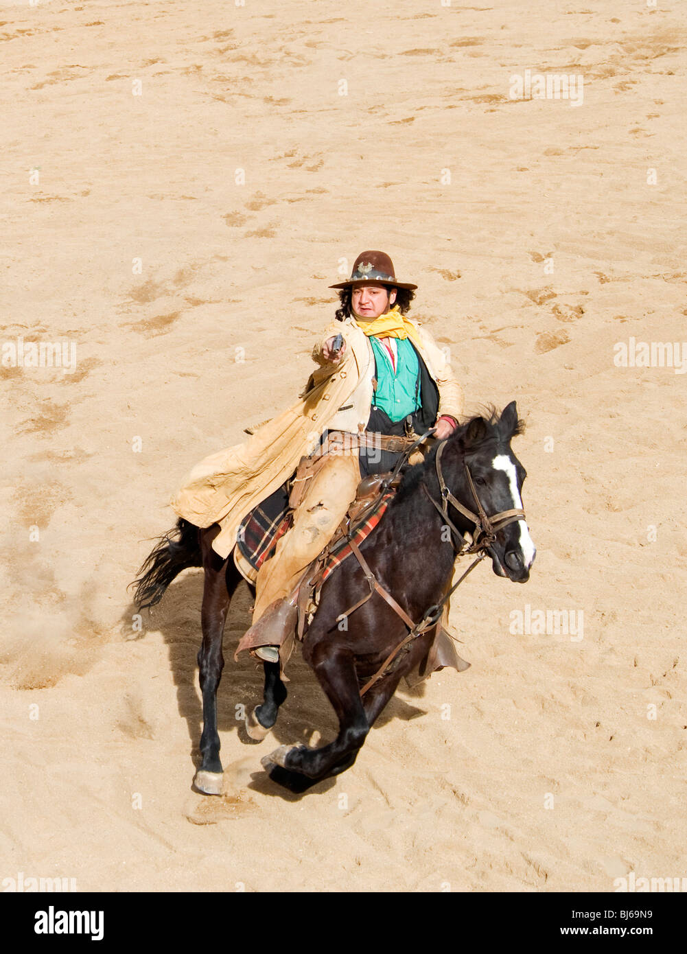 Cowboy Horse Gun High Resolution Stock Photography and Images Alamy